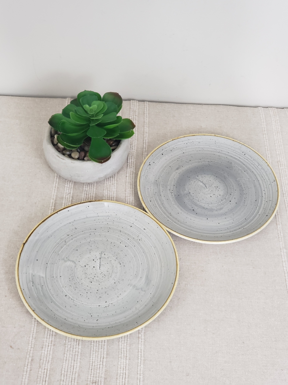 Churchill Stonecast Peppercorn Grey Super Vitrified Round Plate 8.5”